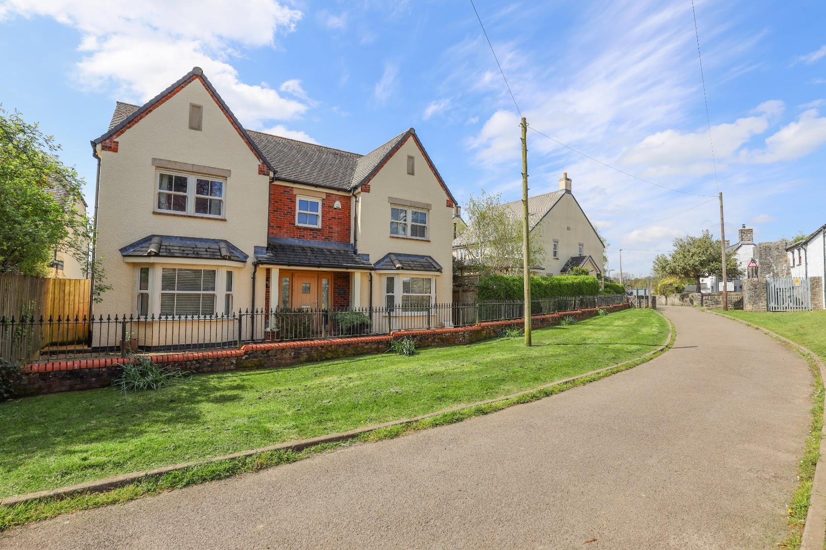 Townmill Road, Cowbridge, Vale of Glamorgan, CF71 7BE
